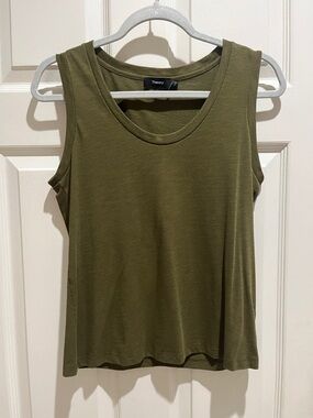 Theory Olive Green Scoop Neck Tank Top